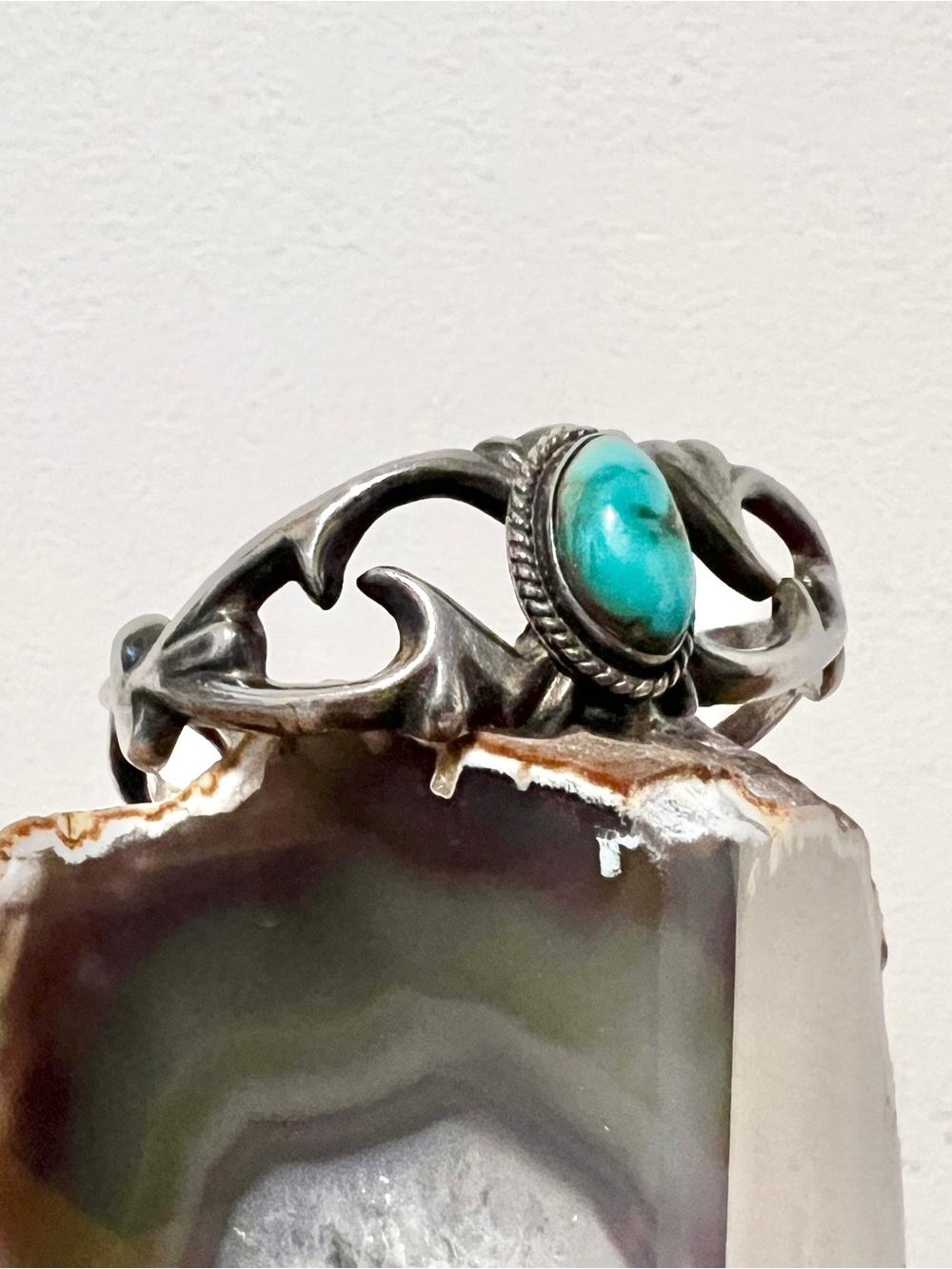 Vintage Southwestern Turquoise Sterling Silver Cuff Bracelet Small 6”